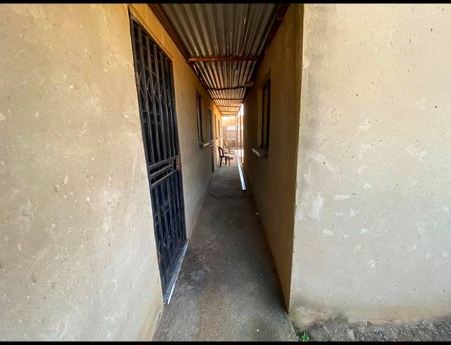 3 BEDROOM HOUSE FOR SALE IN PALM RIDGE